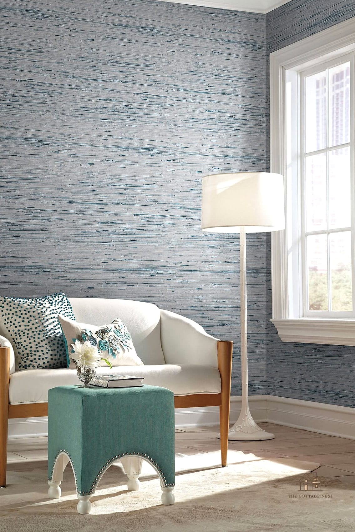 35 Gorgeous Blue And Cream Bedroom Ideas That Are Totally Doable 11 Blue Grasscloth Wallpaper Accent Wall