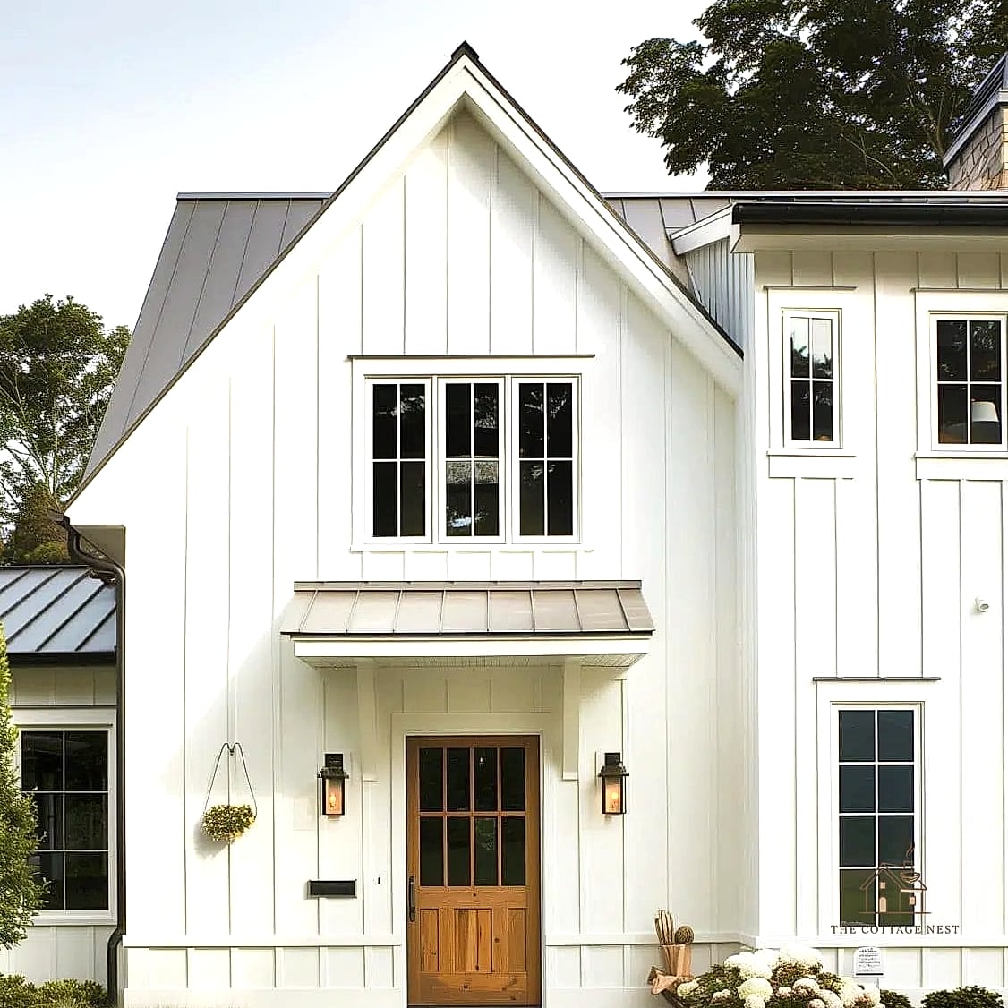 35 Stunning Farmhouse Walk In Shower Ideas You'll Absolutely Love 14 Board and Batten Half Wall