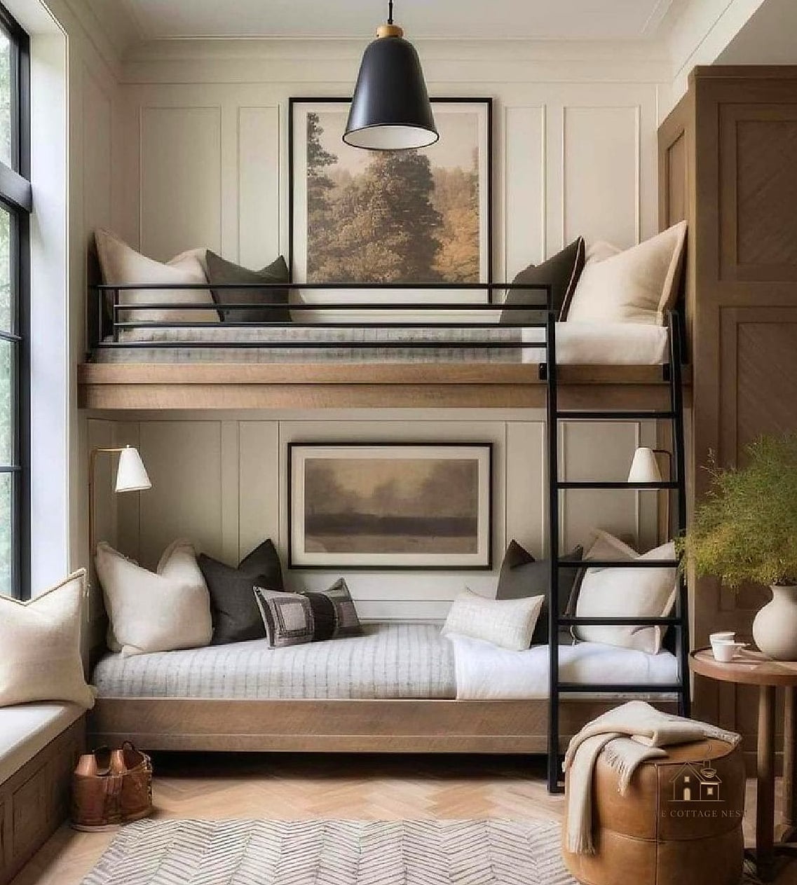 25 Creative Small Guest Bedroom Ideas That Will Inspire You 6 Built-In Bunk Nooks for Multiple Guests
