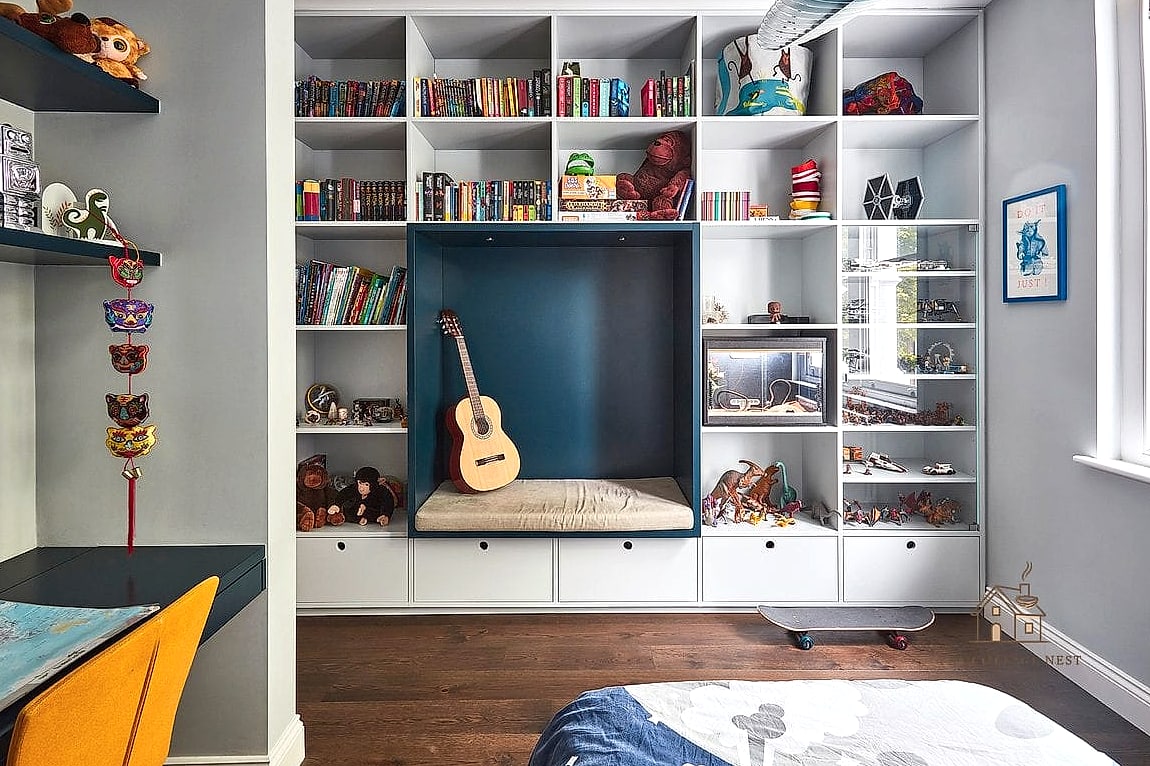 15 Gorgeous Kids Bedroom Decor Ideas That Are Totally Doable 9 Built-In Storage Benches