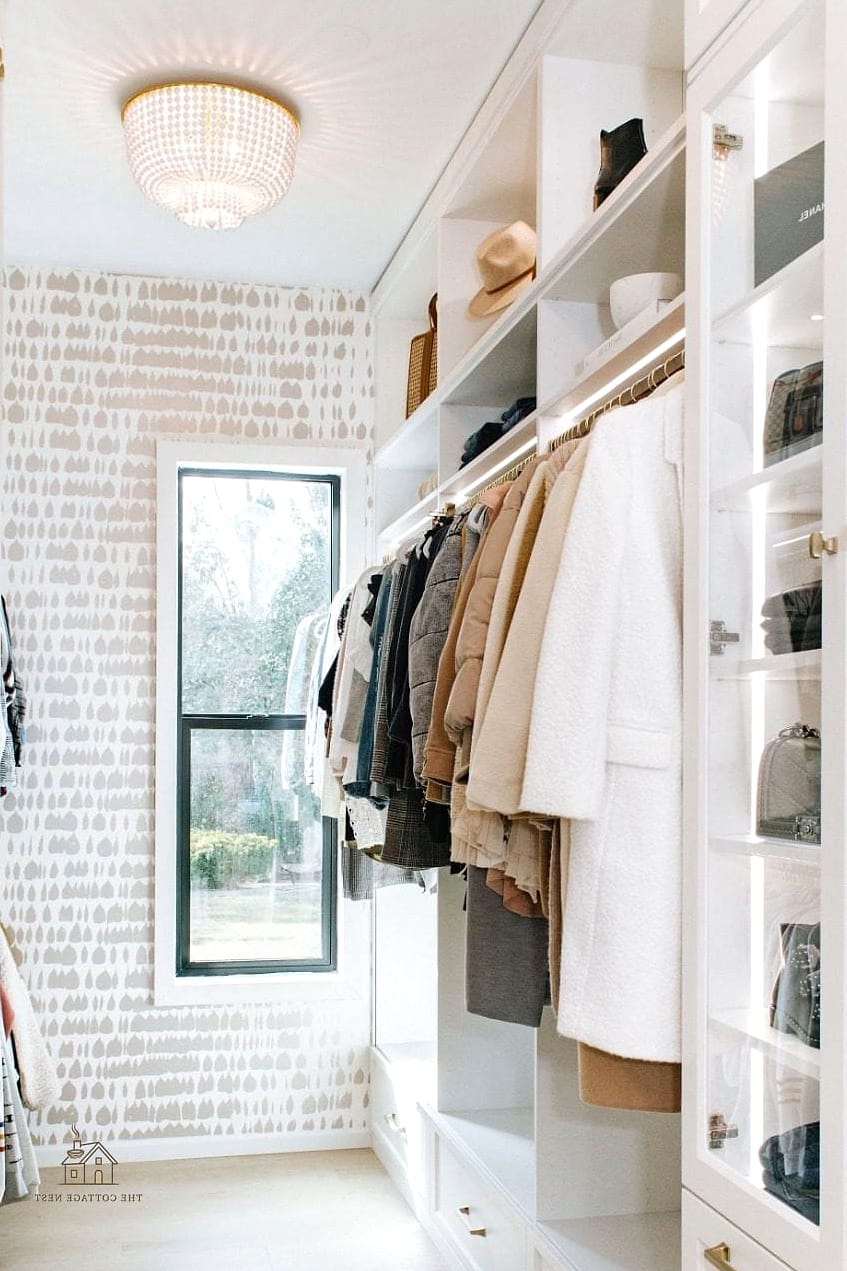 22 Dreamy Wall Closet Ideas Bedroom to Try This Season 3 Built-In Wardrobe with Sliding Doors
