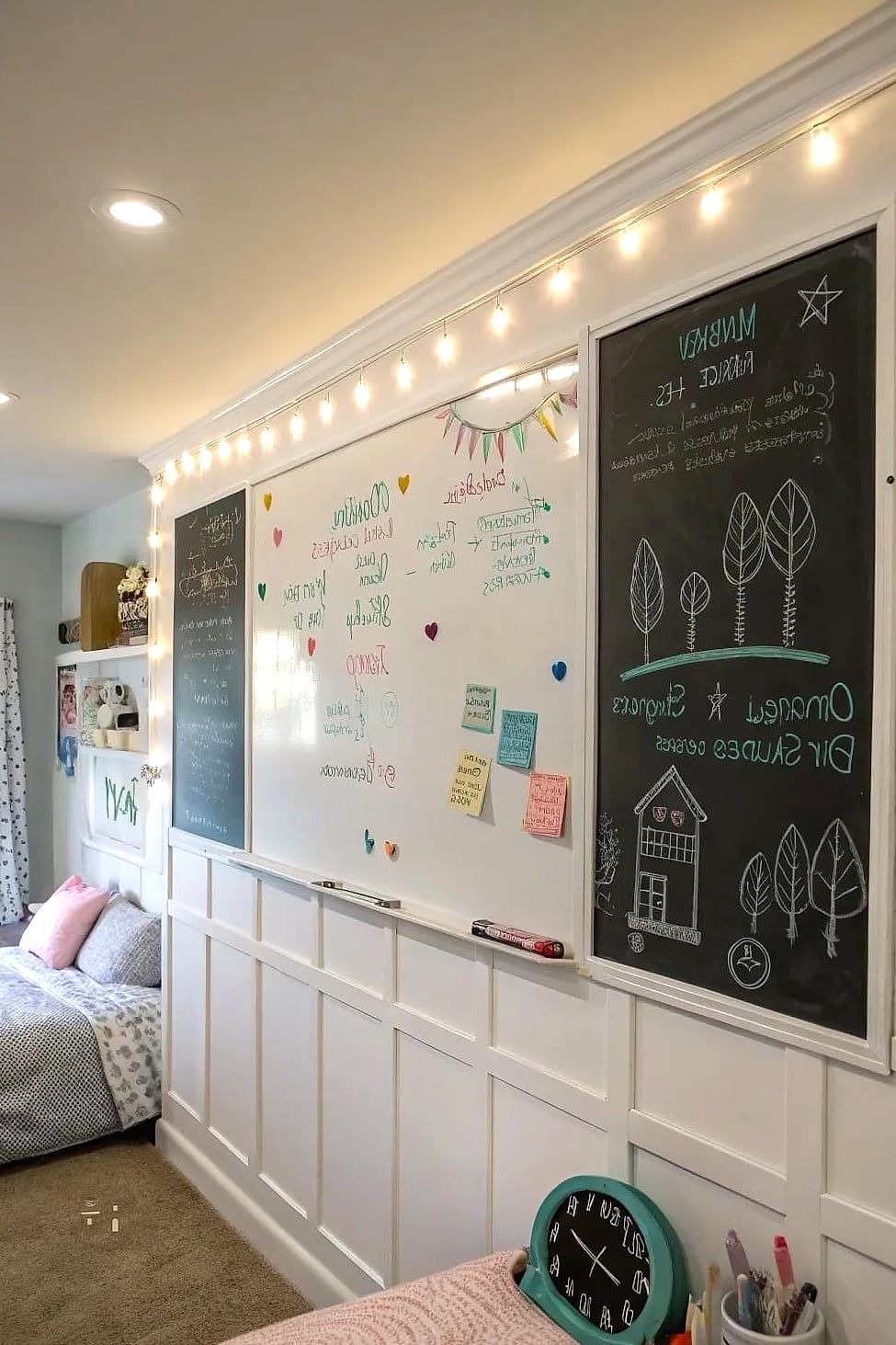 15 Gorgeous Kids Bedroom Decor Ideas That Are Totally Doable 11 A Chalkboard or Whiteboard Wall