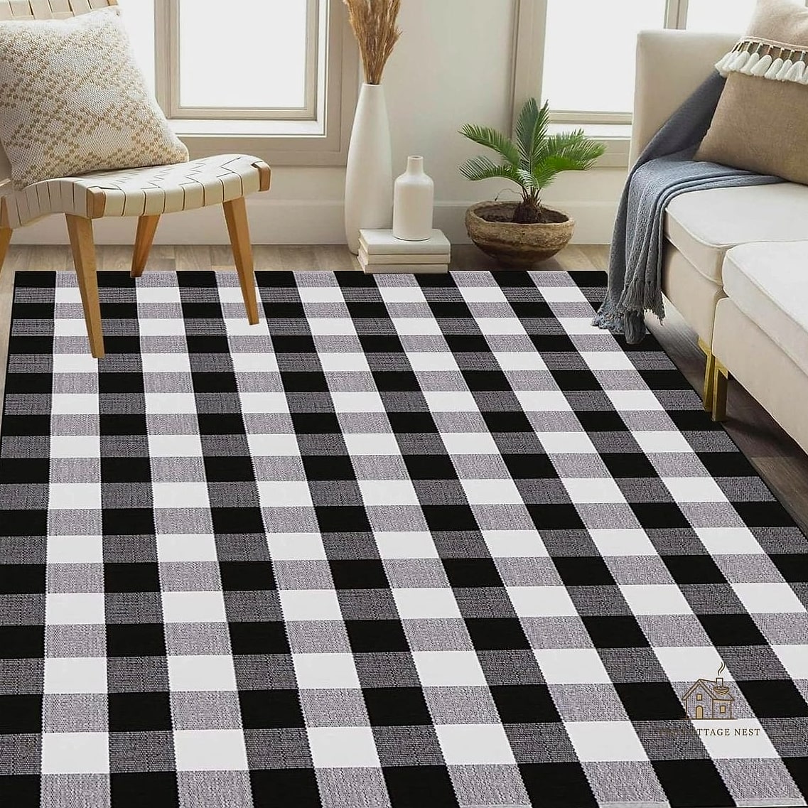15 Chic Black And White Bedroom Ideas for a Beautiful Home 6 Checkerboard Rug as a Statement Piece