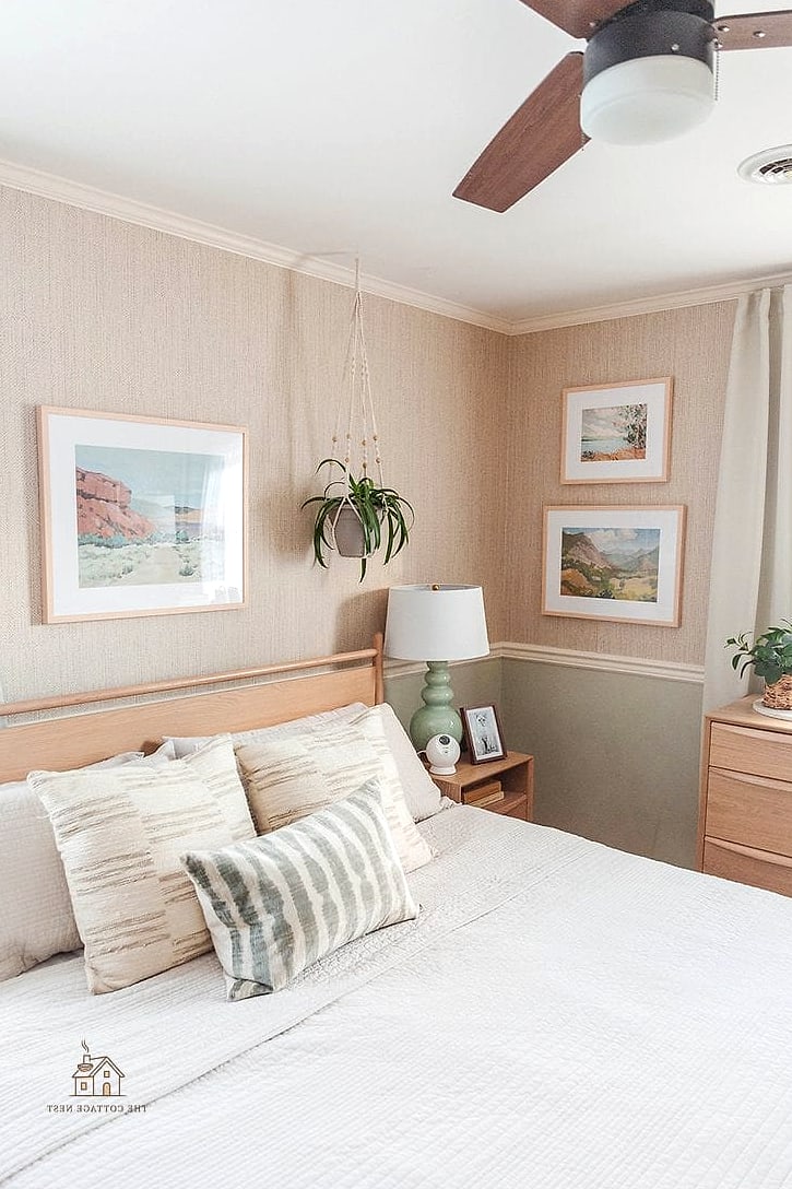 Faux Grasscloth Paired With Wood Paneling
