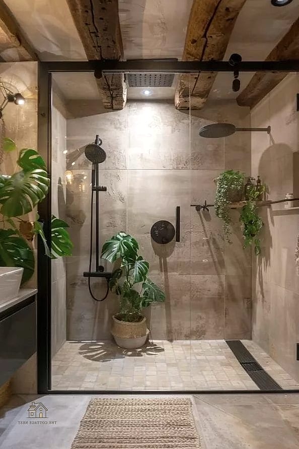Floor-to-Ceiling Large Format Tile