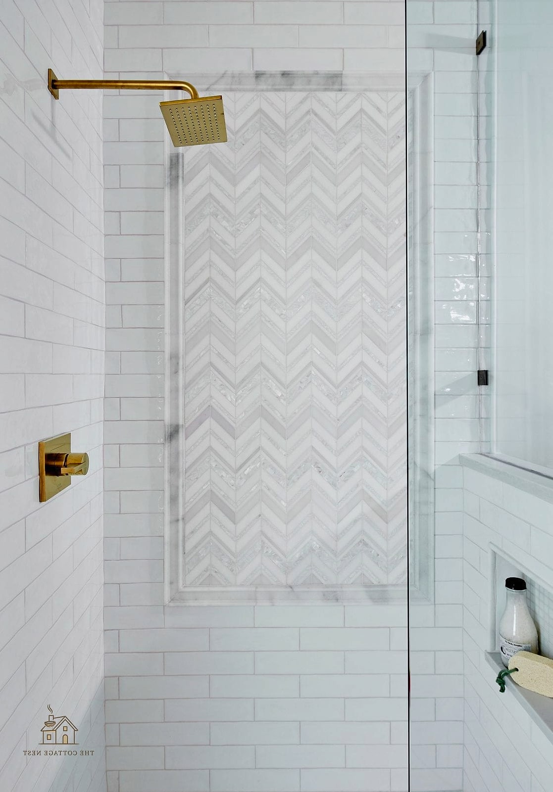 40 Cozy Walk In Shower With Wall No Door Worth Pinning 7 Herringbone Tile Accent Wall