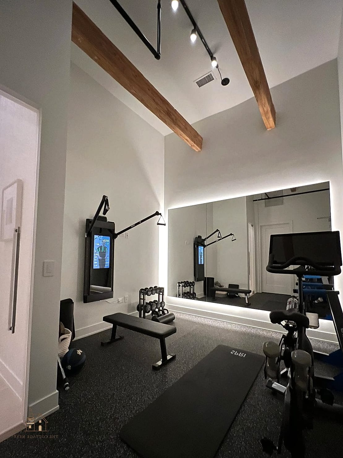 35 Brilliant Mens Bedroom Ideas to Copy Right Now 36 Home Gym Corner Integration