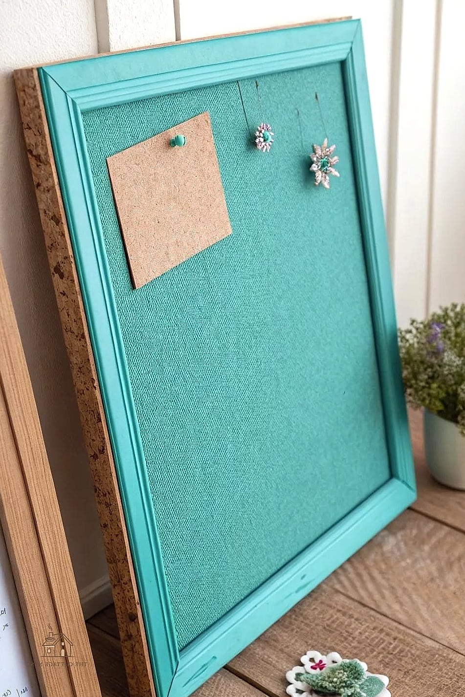 35 Stunning Cork Board Ideas For Bedroom You'll Absolutely Love 37 Minimalist Single Cork Square