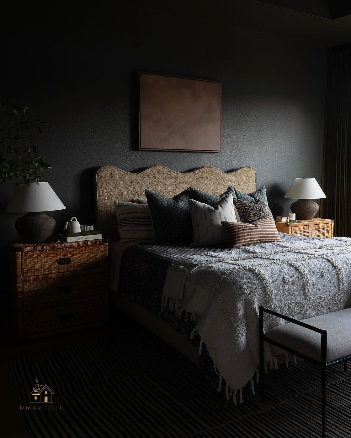 35 Chic Bedroom Feature Wall Ideas for a Beautiful Home 6 Moody Charcoal Gray