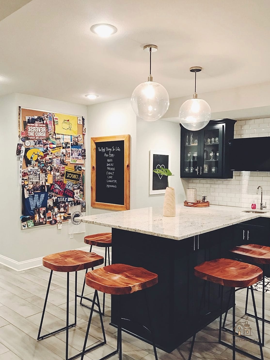 35 Stunning Cork Board Ideas For Bedroom You'll Absolutely Love 3 Oversized Statement Cork Wall