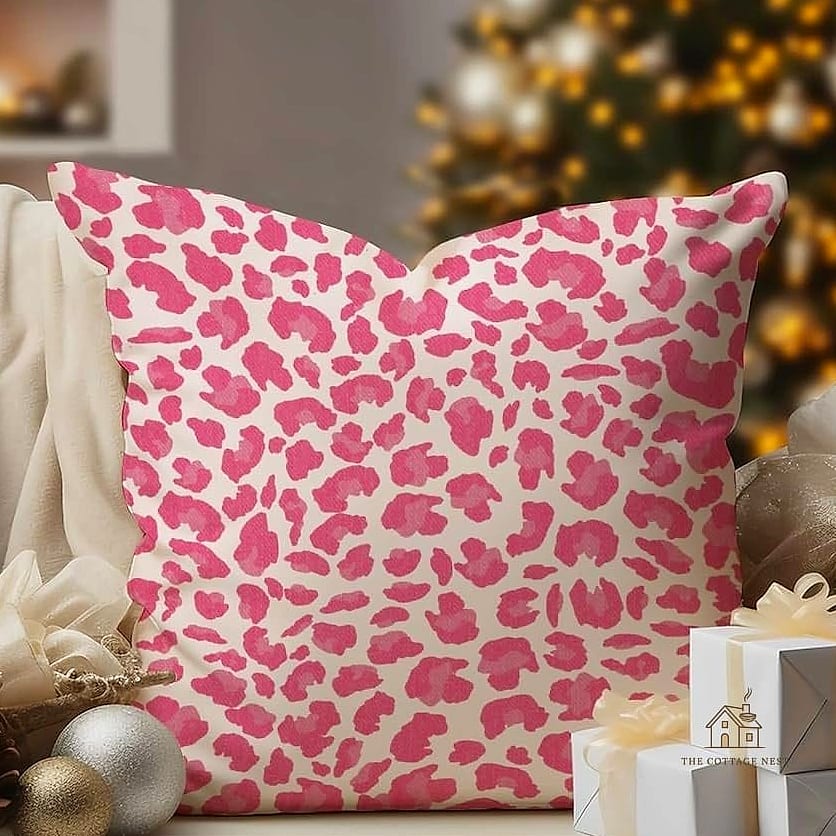 35 Stunning Pink And Cheetah Bedroom Ideas You'll Absolutely Love 29 Pink Tufted Ottoman With Cheetah Print Tray