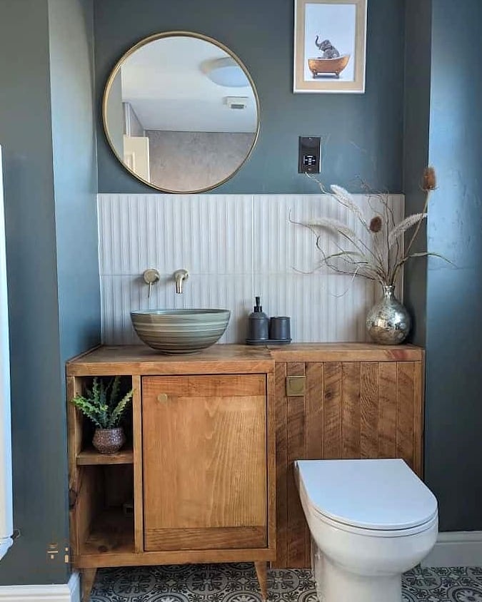 35 Chic Back Of Toilet Decor Ideas for a Beautiful Home 5 Tall Potted Plant