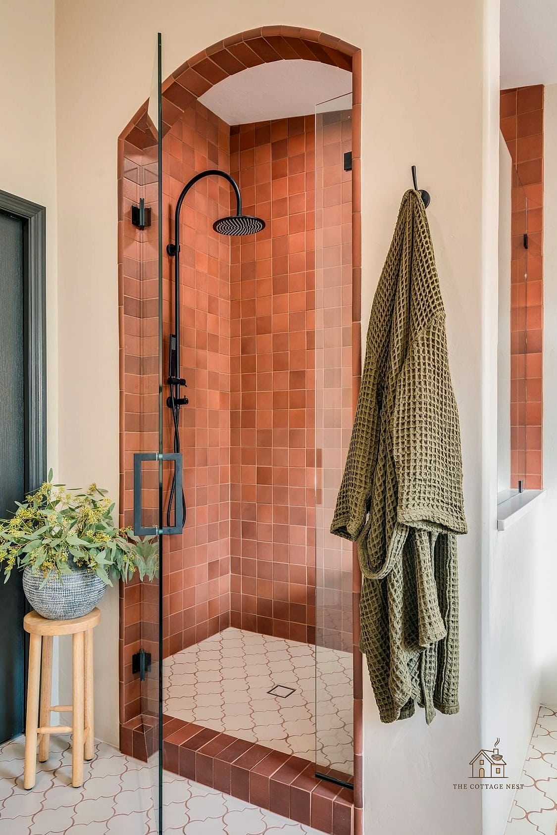 40 Cozy Walk In Shower With Wall No Door Worth Pinning 12 Terracotta Tile Flooring with White Walls