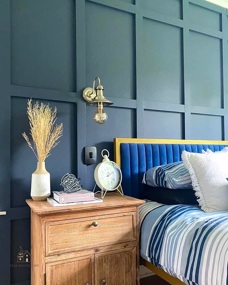 White Board and Batten with Navy Bedding