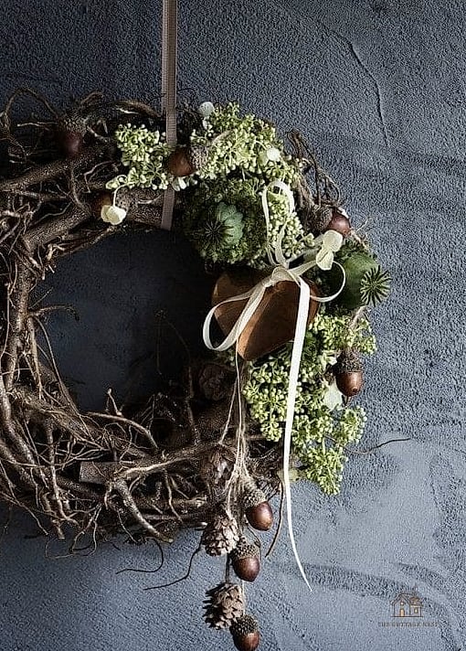 20 Dreamy Fall Wreaths For Front Door to Try This Season 14 Acorn and Moss Wreath