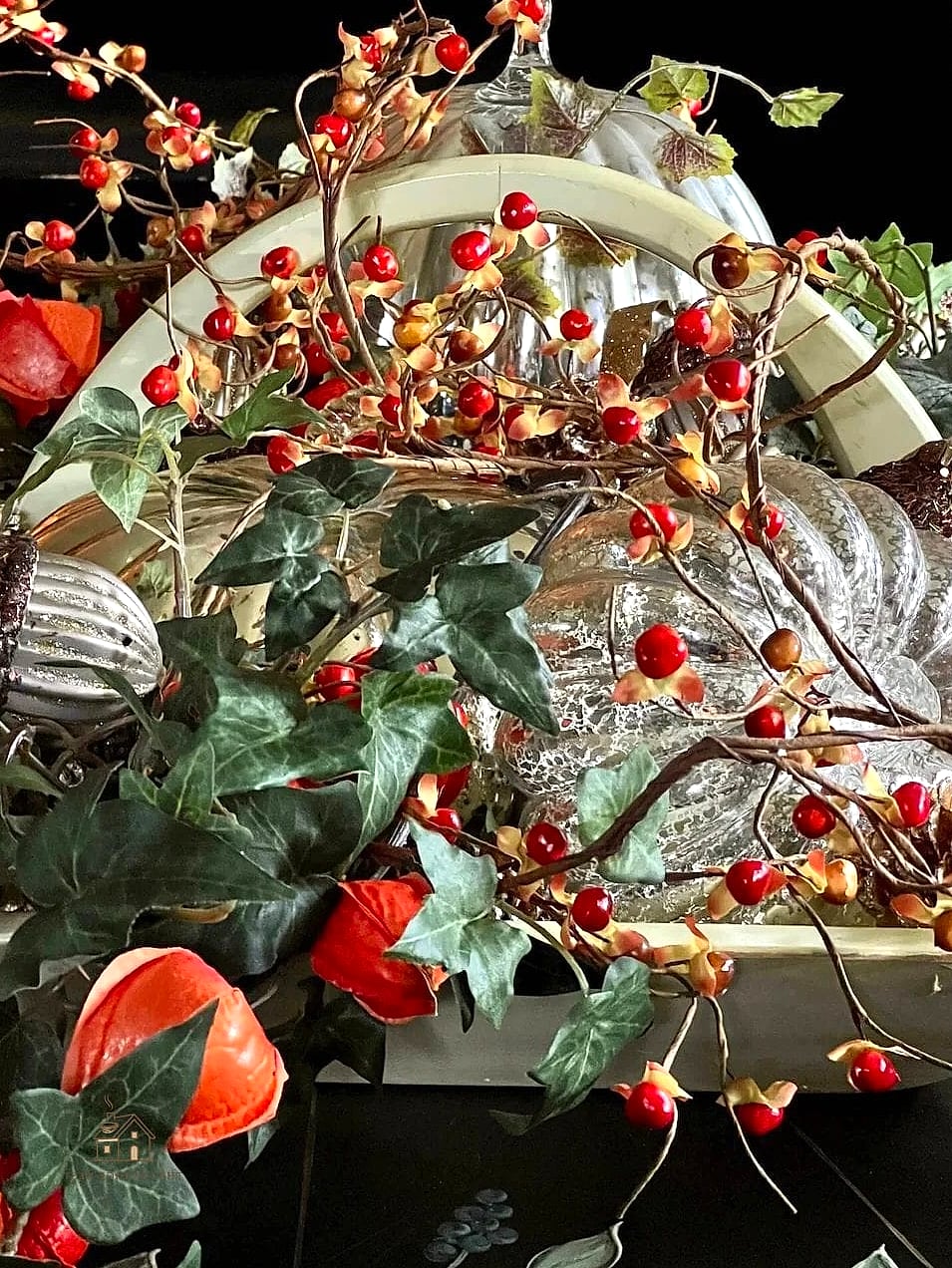 35 Beautiful Fall Table Centerpiece Ideas to Wow Your Guests 23 Bittersweet Vine and Candle Wreath