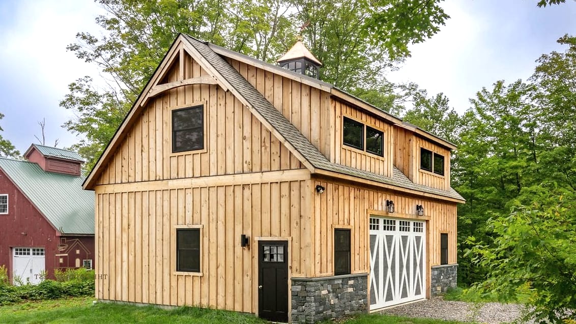 35 Stunning Detached Garage Ideas You'll Absolutely Love 5 Board-and-Batten Farmhouse Garage