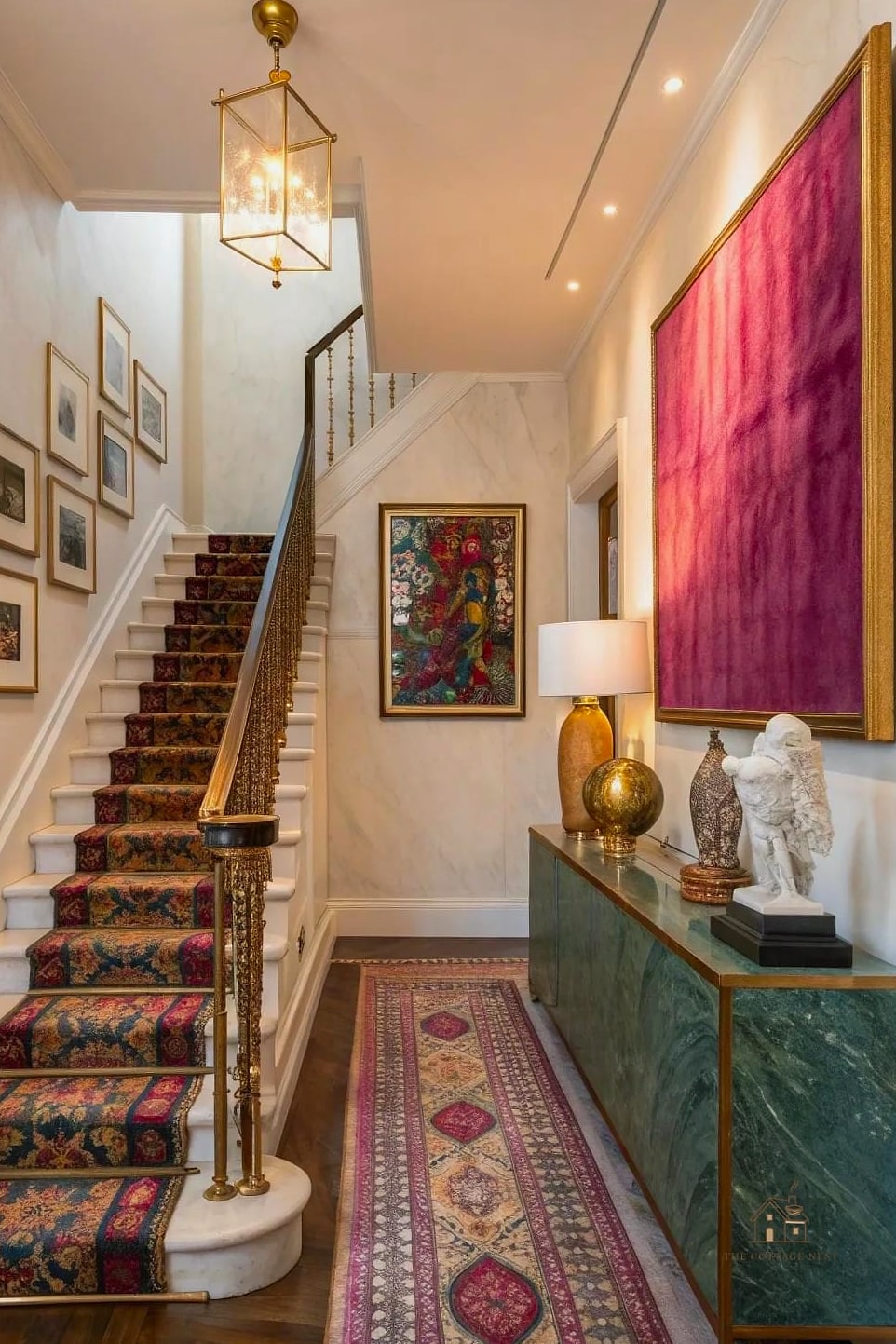 35 Creative Stair Landing Decor Ideas That Will Inspire You 23 A Bold Statement Rug Shape