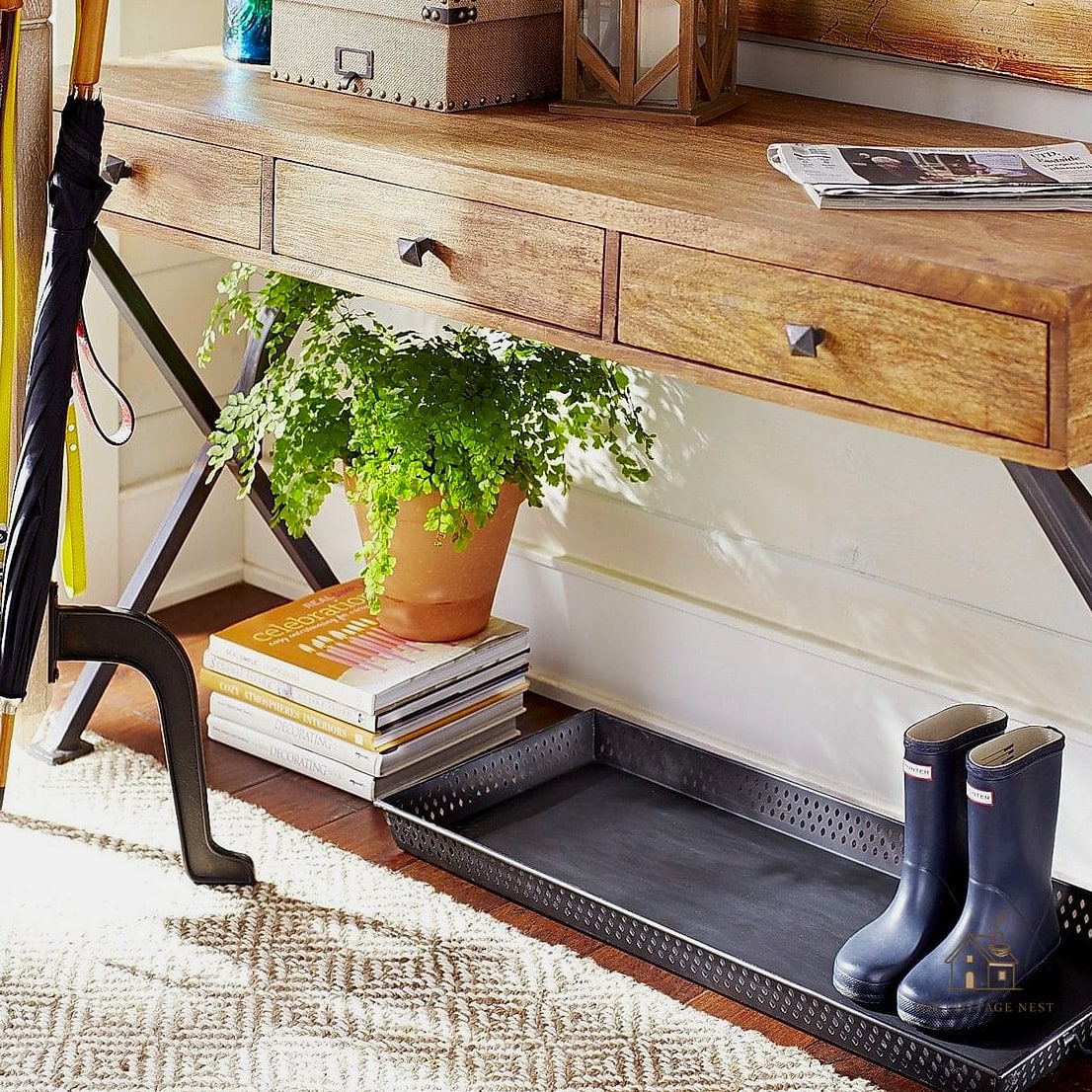 Boot Tray With Riser
