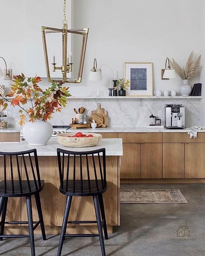 30 Stunning Fall Kitchen Decor Ideas That'll Make You Want to Cook All Season 4 Brushed Brass Cabinet Hardware
