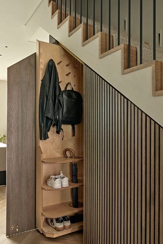 Coat and Bag Storage