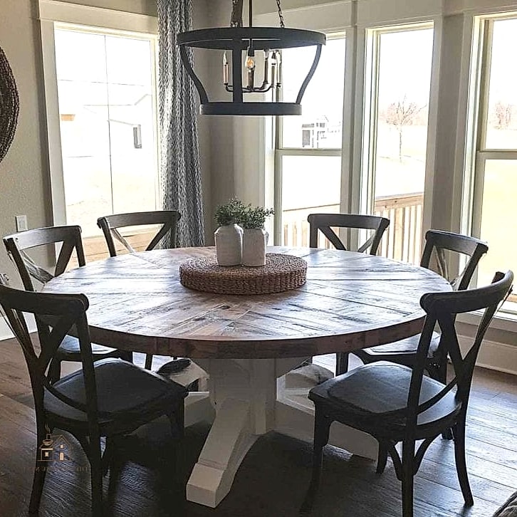 25 Chic Farmhouse Dining Room Table Ideas for a Beautiful Home 25 Compact Round Pedestal Farmhouse Table