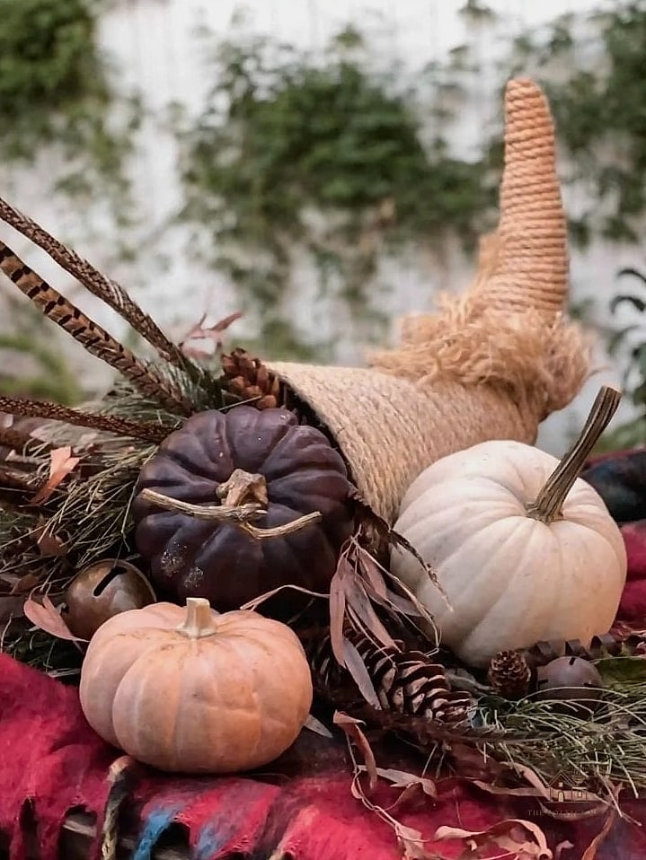 40 Clever Fall Front Porch Decor Ideas for Every Style 19 A Cornucopia Centerpiece Table