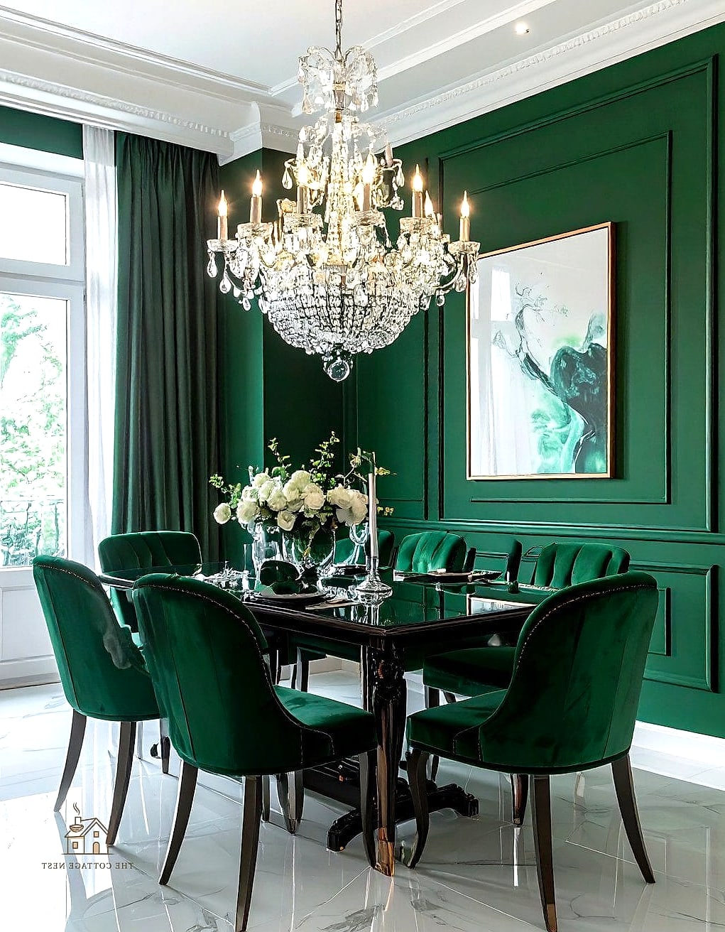 25 Stunning Dining Room Accent Wall Ideas You'll Absolutely Love 2 Deep Emerald Green Paint