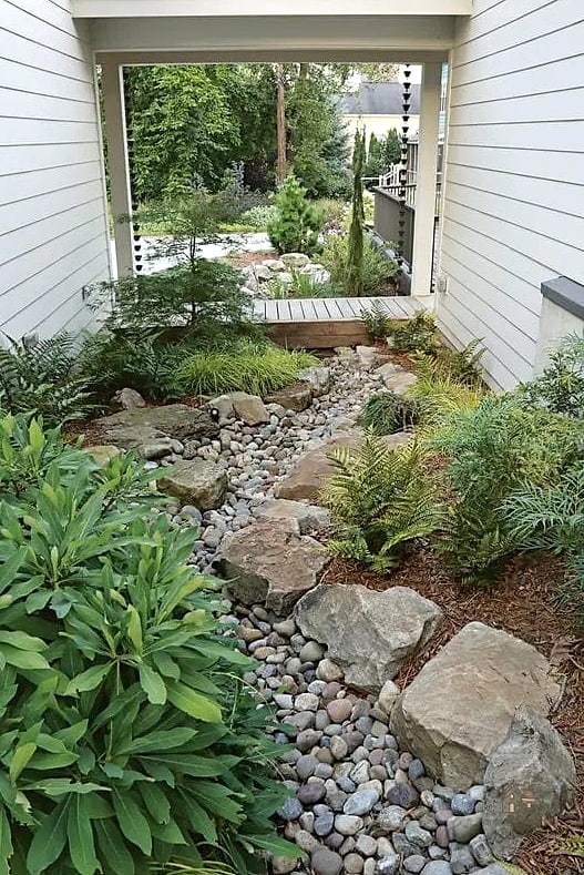 40 Cozy Modern Garden Ideas Worth Pinning 35 Dry Creek Bed Landscaping