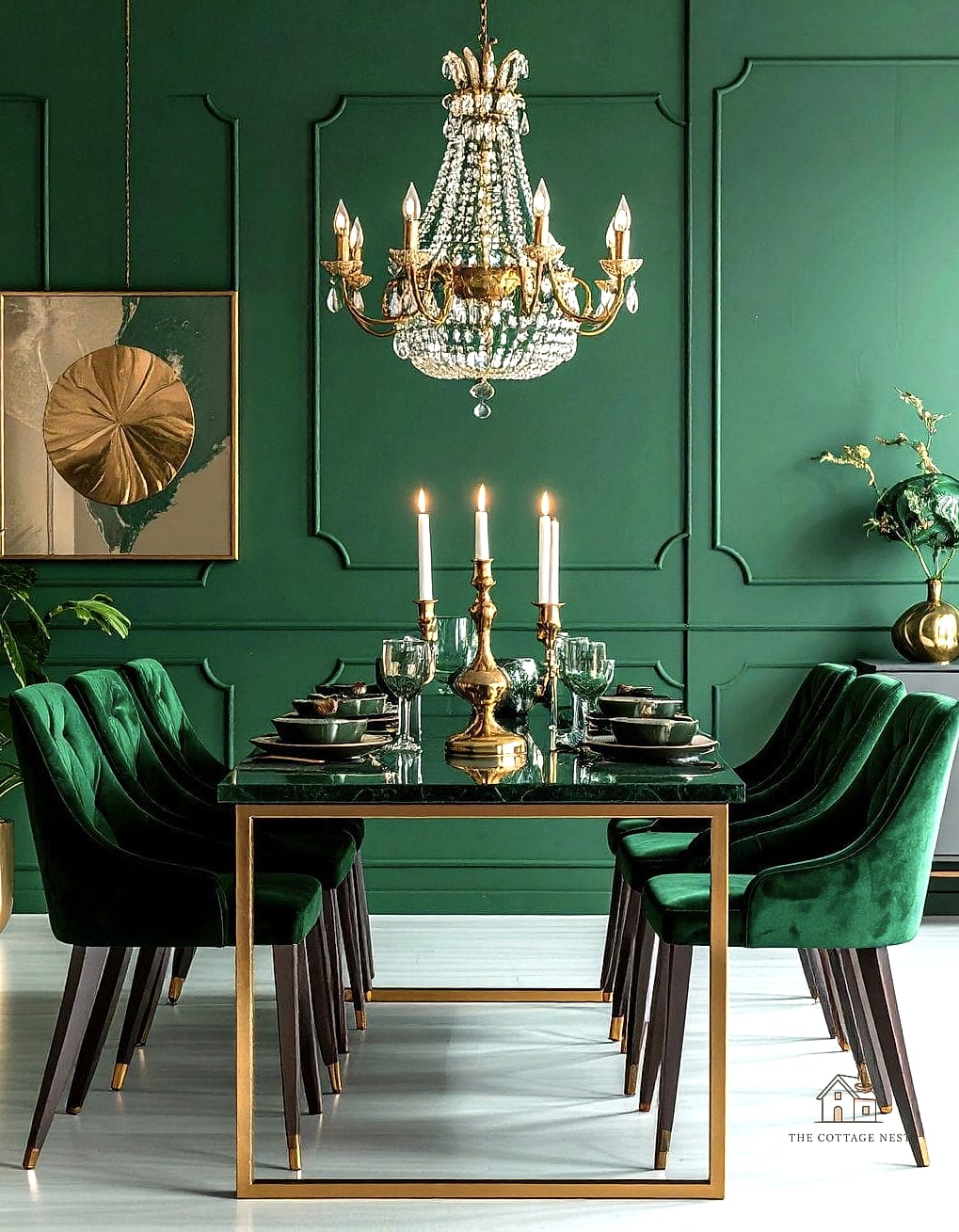 45 Gorgeous Dining Room Paint Color Ideas That Are Totally Doable 25 Emerald Green