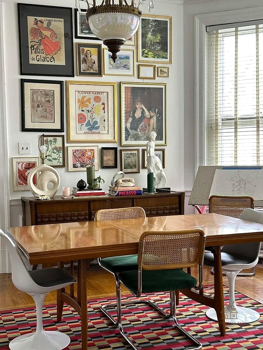 30 Clever Eclectic Dining Room Ideas for Every Style 5 Gallery Wall of Unrelated Art