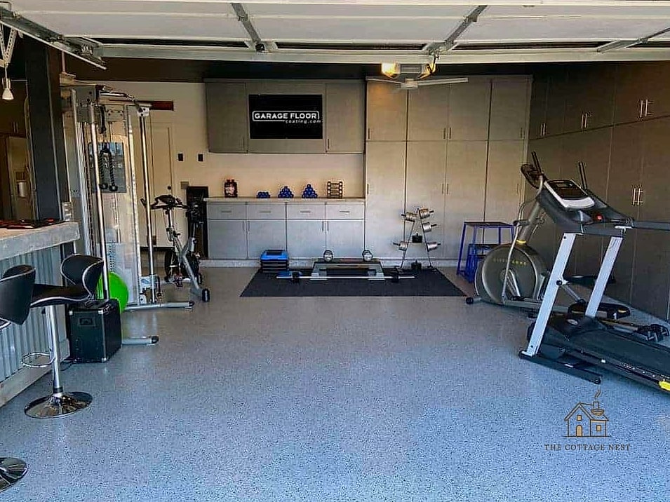 35 Stunning Home Gym Ideas Small Garage You'll Absolutely Love 31 Garage Gym with Epoxy Flooring Finish