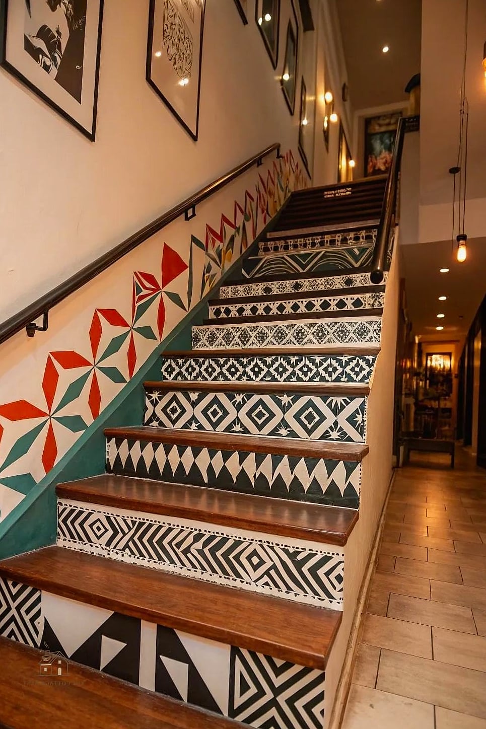 Geometric Triangle Patterns