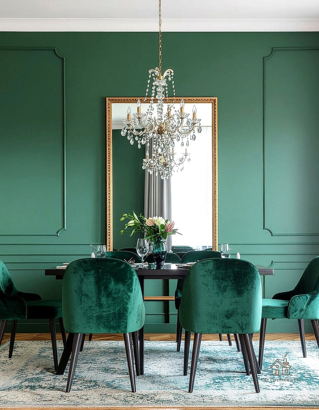 45 Gorgeous Dining Room Paint Color Ideas That Are Totally Doable 31 Hunter Green