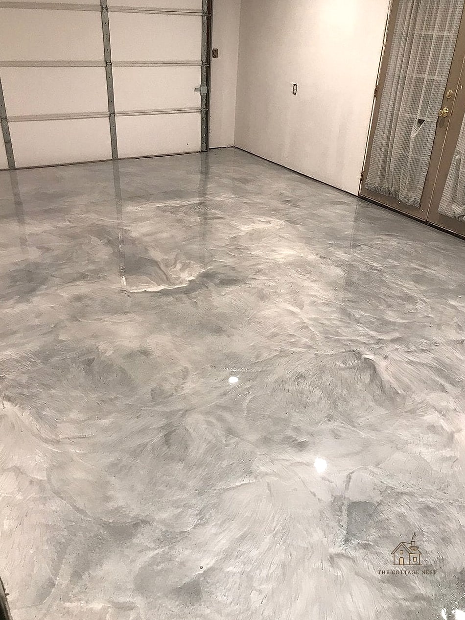 25 Chic Garage Floor Ideas for a Beautiful Home 26 Hybrid Epoxy and Rubber Combo Zones