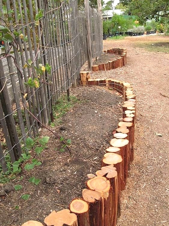 Log Retaining Wall for Small Slopes