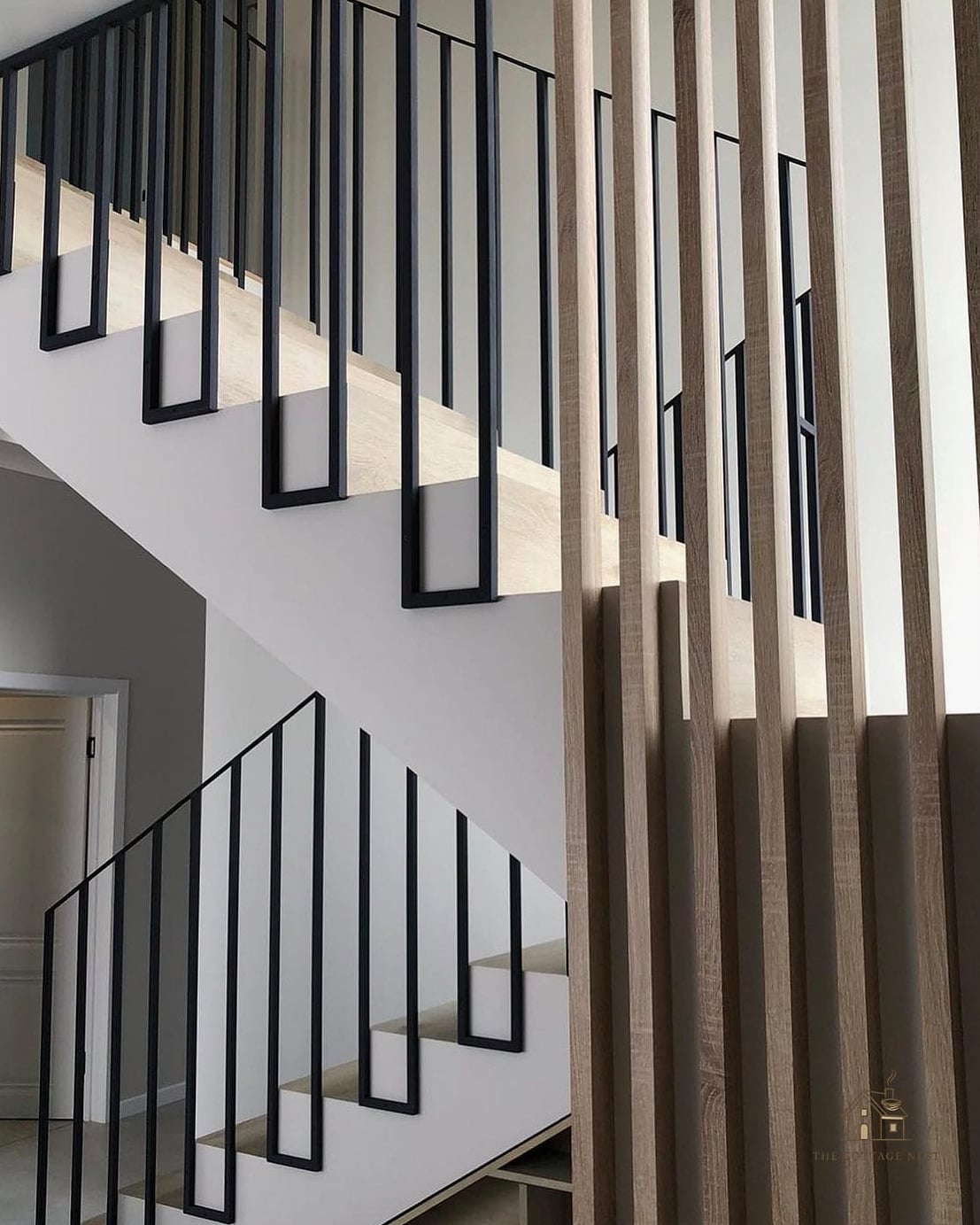 45 Stunning Stair Railing Ideas You'll Absolutely Love 8 Minimalist Flat Bar Metal