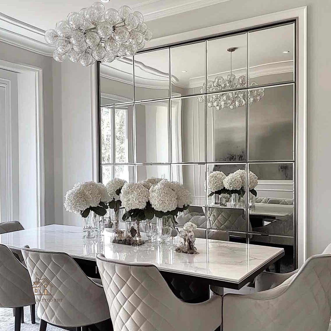 45 Brilliant Dining Room Table Centerpiece Ideas to Copy Right Now 40 A Mirror Base with Candles or Florals