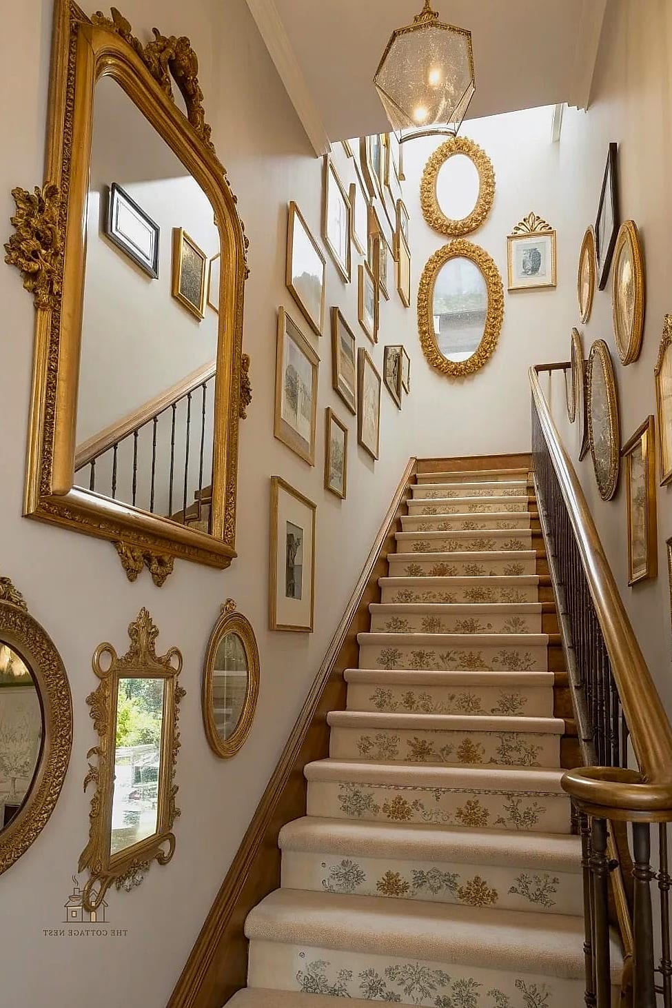 Mirror Cluster Wall