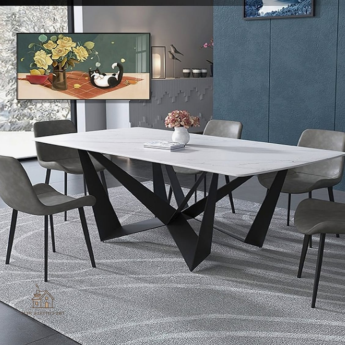 40 Beautiful Dining Room Table Decor Ideas to Transform Your Space 33 A Modern Geometric Vase