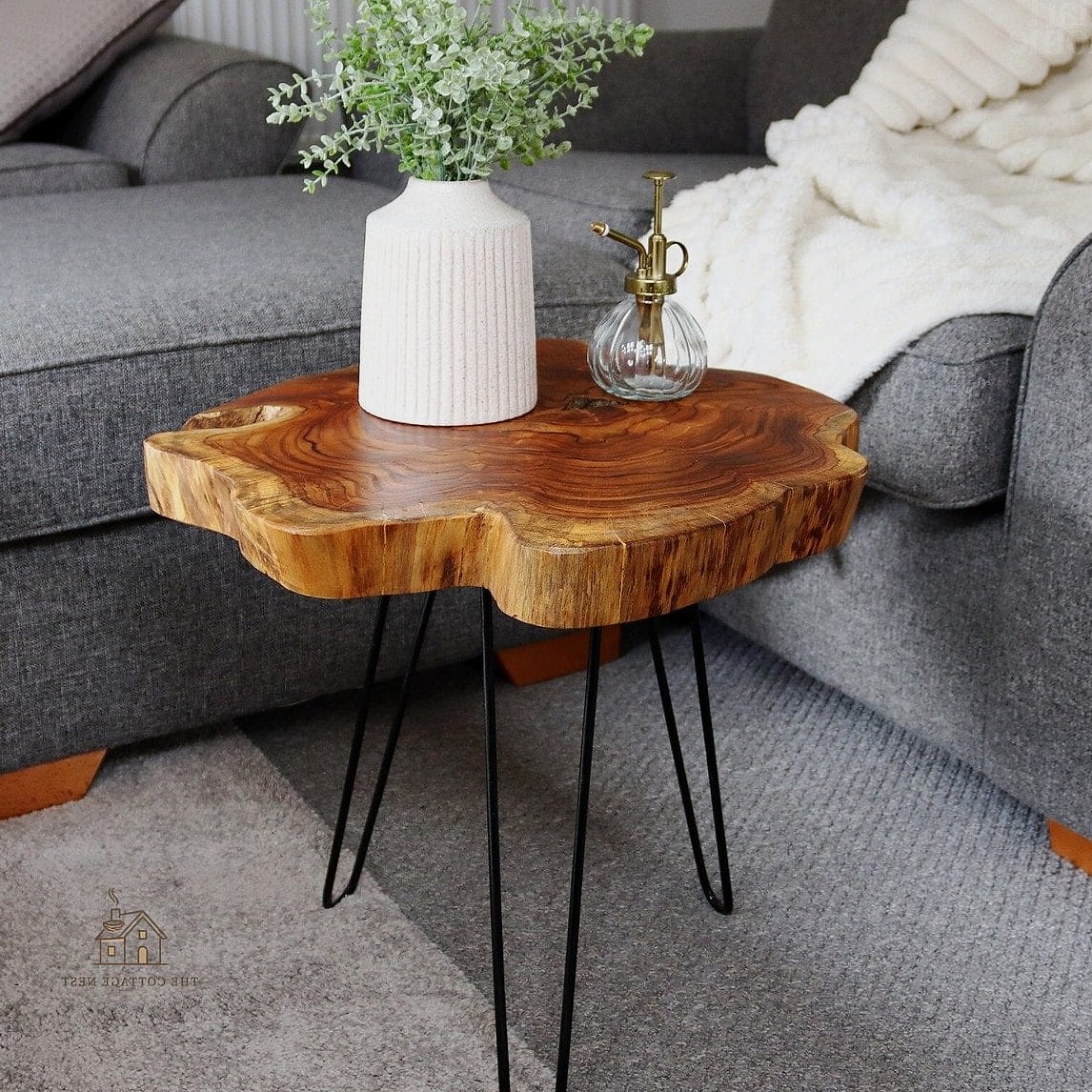 40 Beautiful Dining Room Table Decor Ideas to Transform Your Space 11 Natural Wood Slice Accents