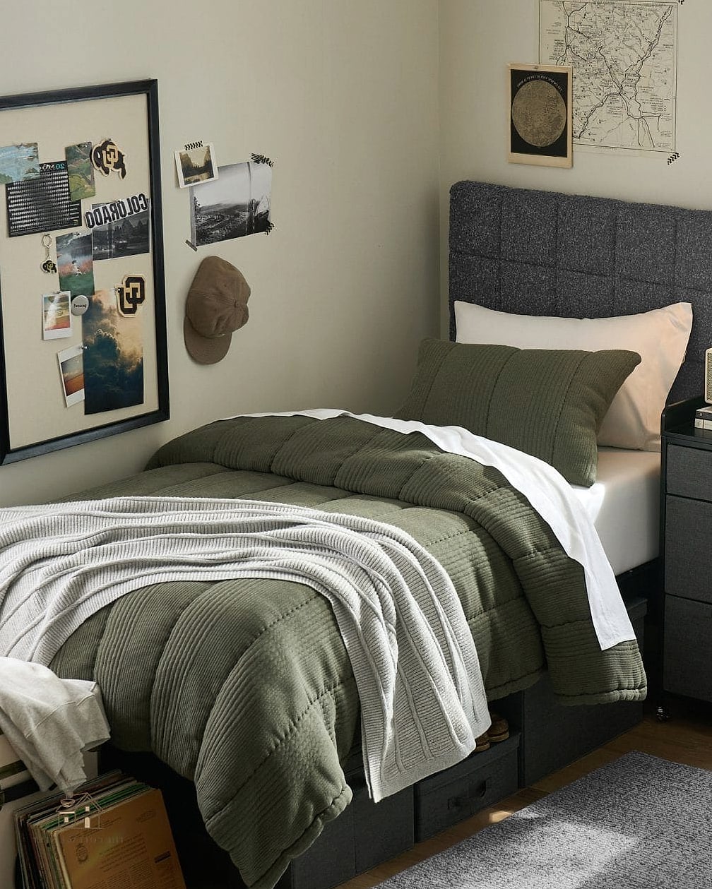 40 Dreamy Green Dorm Room Ideas to Try This Season 4 Olive Green Corduroy Pillows