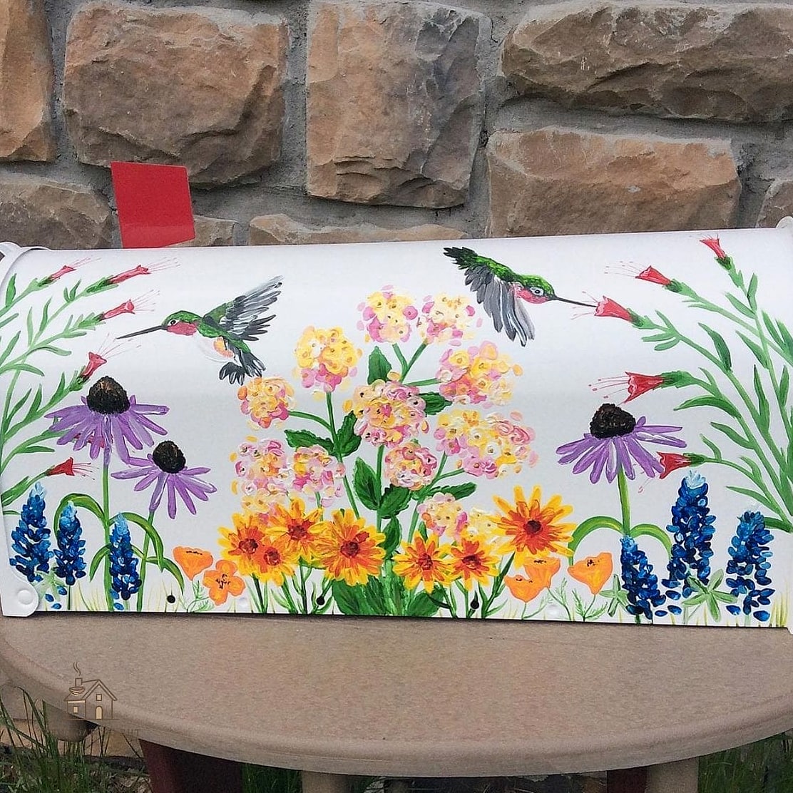 Painted Mailbox with Coordinating Blooms