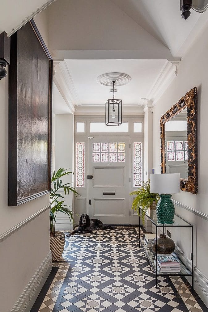 35 Creative Narrow Entryway Ideas That Will Inspire You 34 Patterned Tile Runner