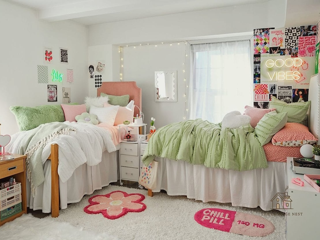 45 Brilliant Pink Dorm Room Ideas to Copy Right Now 35 Pink and Sage Green Color Combo