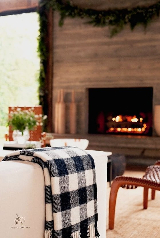 30 Cozy Fall Balcony Decor Apartment Worth Pinning 21 Plaid or Buffalo Check Cushion Covers