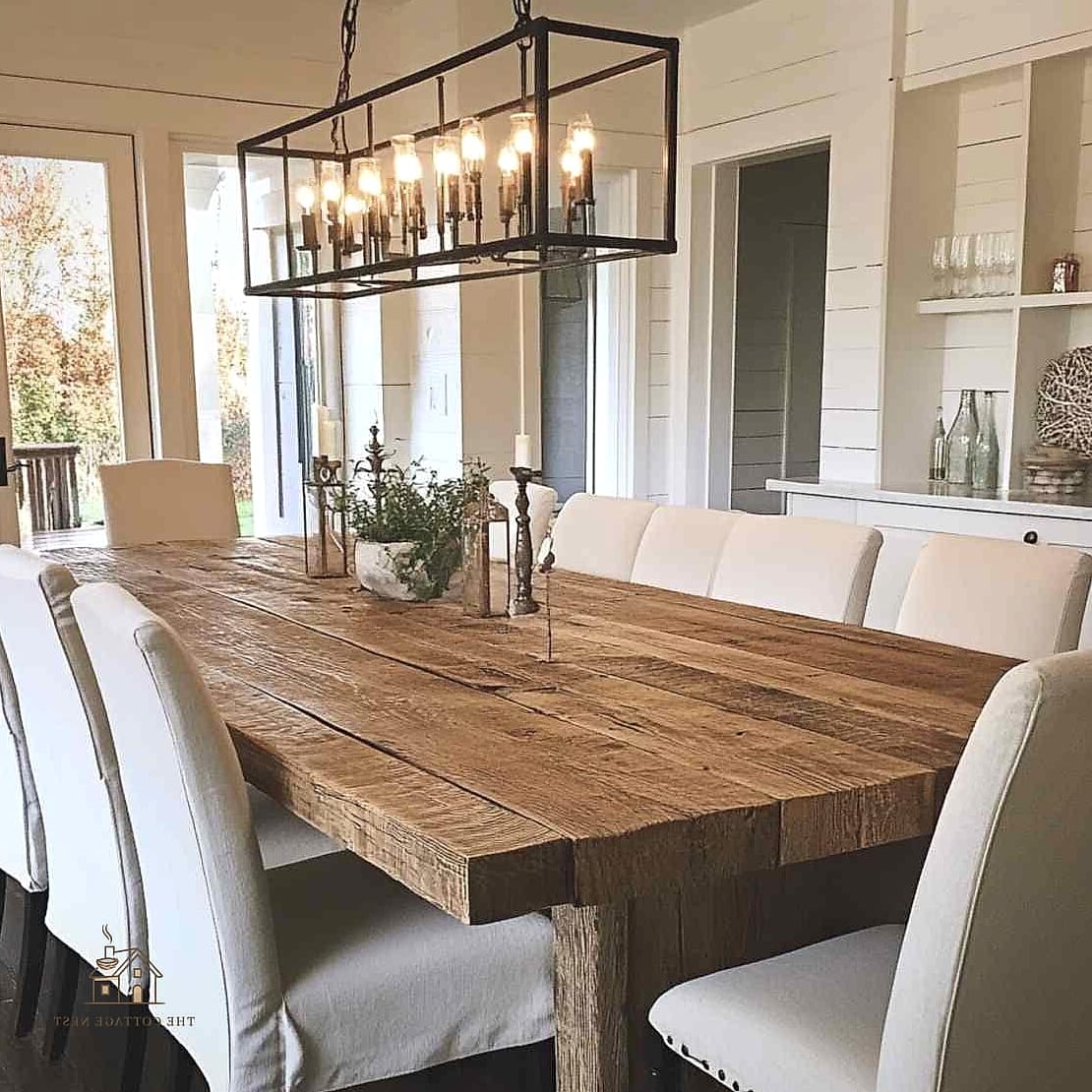 35 Gorgeous Farmhouse Dining Room Decor Ideas That Are Totally Doable 2 Reclaimed Wood Dining Table