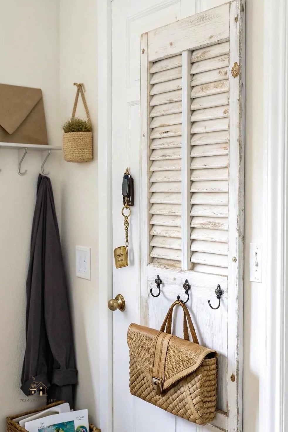 Repurposed Window Frame Key Holder