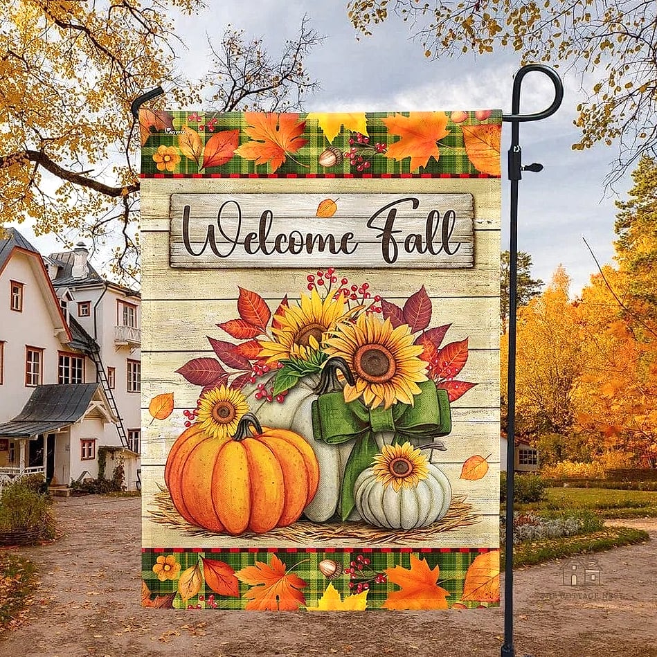 45 Gorgeous Fall Front Porch Decor Ideas That Are Totally Doable 13 A Seasonal Flag or Banner
