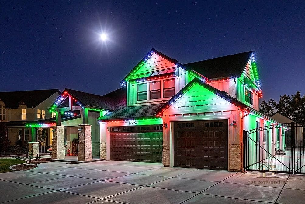 45 Stunning Garage Lighting Ideas You'll Absolutely Love 46 Seasonal/Holiday Garage Lighting